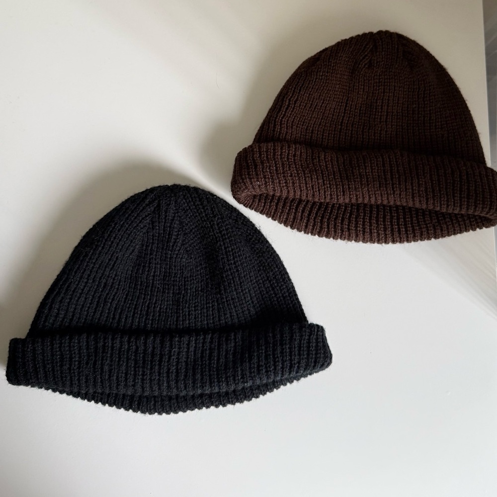 Classic Black and Brown Knit Beanie Set